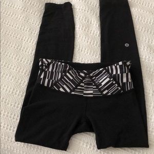 Lululemon black leggings